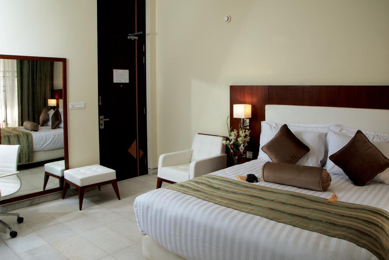 Avari Boutique Мултан Экстерьер фото